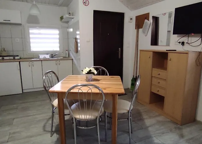 אכסניה Letniskowe 